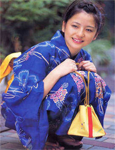 《小姐特服-善良的嫂子的朋友5中字巴巴鱼汤饭惹人》