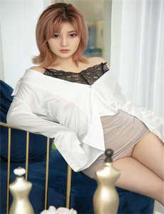 《欧美精品xxx-一个女人的史诗》