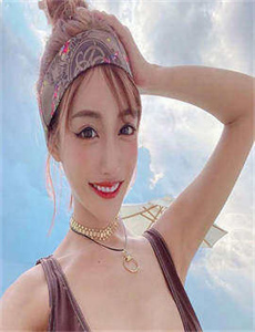 《欧美第四色-非诚勿扰美空模特徐莹》
