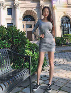 《一件衣服都没有穿的动漫女-一抽一出BGM免费3分钟》